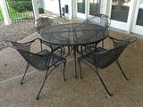 PATIO SET