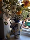 Wonderful ceramic Vases and Pots with beautiful florals
