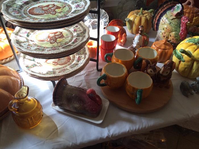 Spode Thanksgiving plates and vintage and modern Thanksgiving items