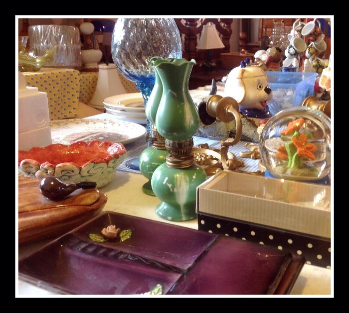 Vintage ashtrays, little green oil lamps, 