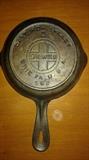 Griswold (0) Cast Iron Skillet #562