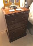 Nightstand / small chest of drawers