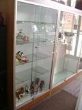 Upright display cases from 36" - 48" cases