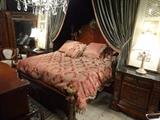 7 PC PULASKI ROYALE KING BEDROOM SET WITH BED, 2 NIGHTSTANDS, fFLOOR MIRROR, DRESSER WITH MIRROR, AND WARDROBE