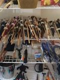 An abundance of art brushes