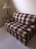 PLAID TWIN SIZE SLEEPER SOFA (GREAT CONDITION)