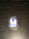 10K YELLOW GOLD WEDGWOOD BROOCH / PENDANT