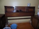5Pc bedroom set - Headboard - United Furniture Corp. Lexington N. Carolina