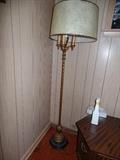 Floor lamp-Vintage-with Mid-Century Lamp Shade