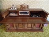 Open - Stereo cabinet 