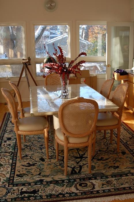 Dining room table and 6 chairs!