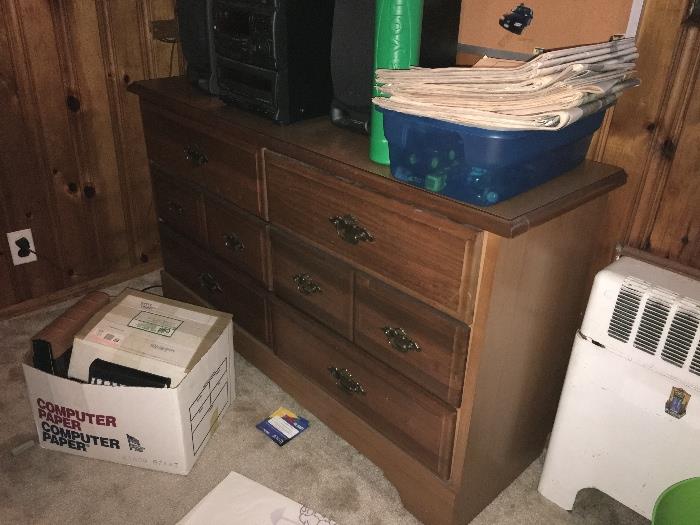 Bedroom dresser & desk