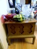 Mid-century end table (1 of 2)