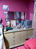 Mid-century dresser w/mirror, TV w/VHS player, decorative items