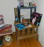 Elvis collectibles LP's, songbooks, CD and cassettes, glass and coaster set, mugs. Also a 1960's set of Folgers Leroy Neiman giveaway prints in original holder.