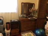 Dresser, end table, misc to sort