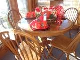 oak dining table w/leaf & 6 chairs