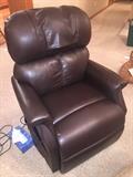 Leather lift chair