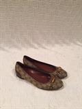 Gucci flats
