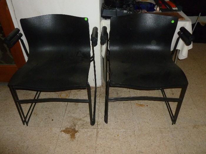 Set of 4 mid century chairs by Knoll