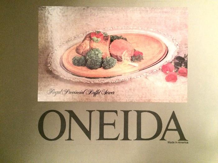 Oneida silverplate platter with wooden carving insert