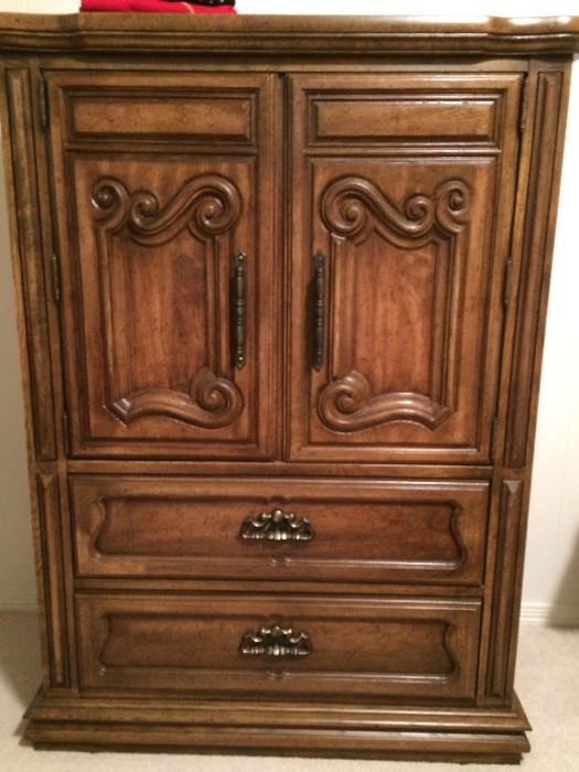 Stanley armoire
