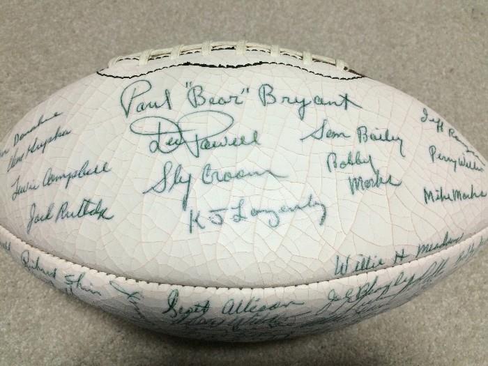 1978 Alabama team signatures, plus Paul Byrant
