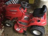 lawn tractor Troy-Bilt