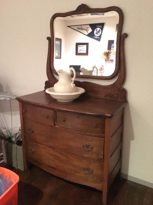 Antique chest of drawers w/ attached tilt mirror