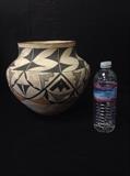 Large Acoma olla
