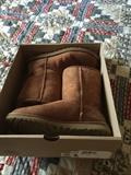 ugg boots size 9