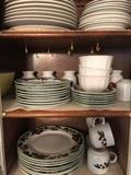 kitchen dish set / service for 8 (maybe more)