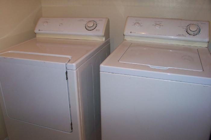 Maytag washer and dryer - excellent condition