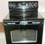 GE Electric Range - "Like New"