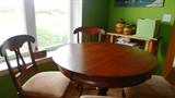 Counter Height Table/Stools