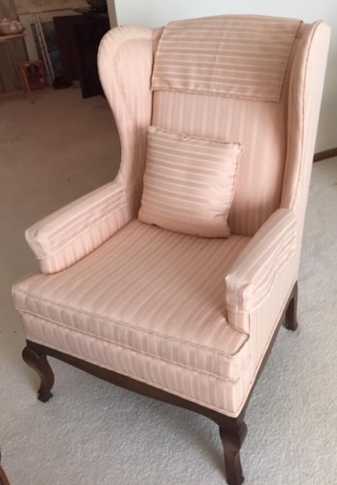 Traditional Queen Anne Armchair with Cherrywood Frame