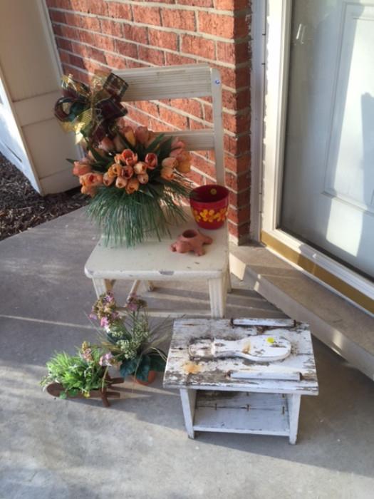 Antique Chair and Cobbler's Bench on the front porch