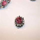 100's of pieces of vintage costume jewelry