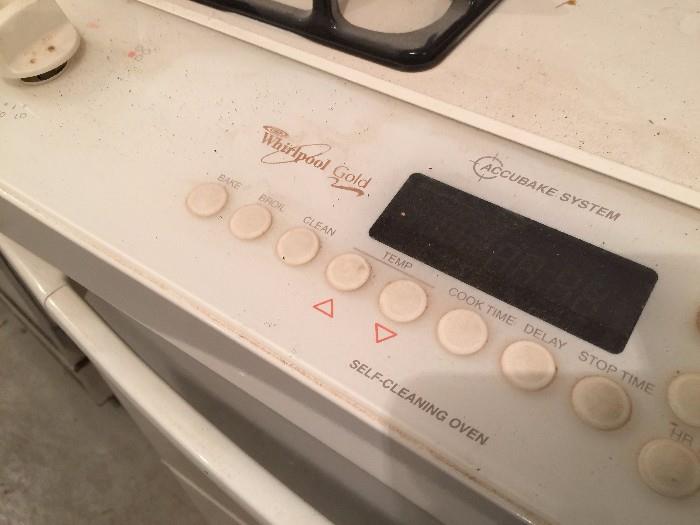 SELF CLEANING WHIRLPOOL GAS STOVE