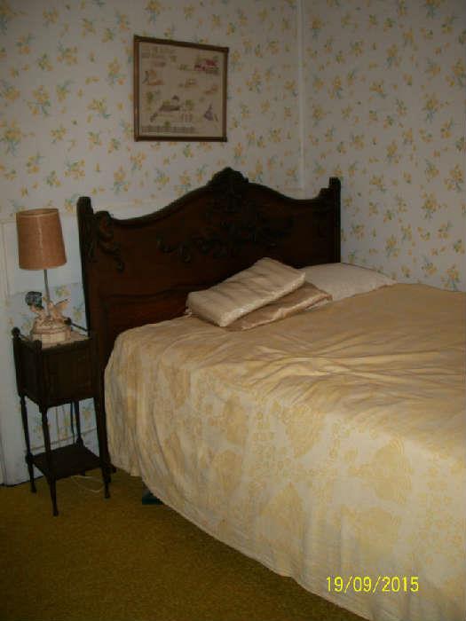 Antique/vintage full size bed