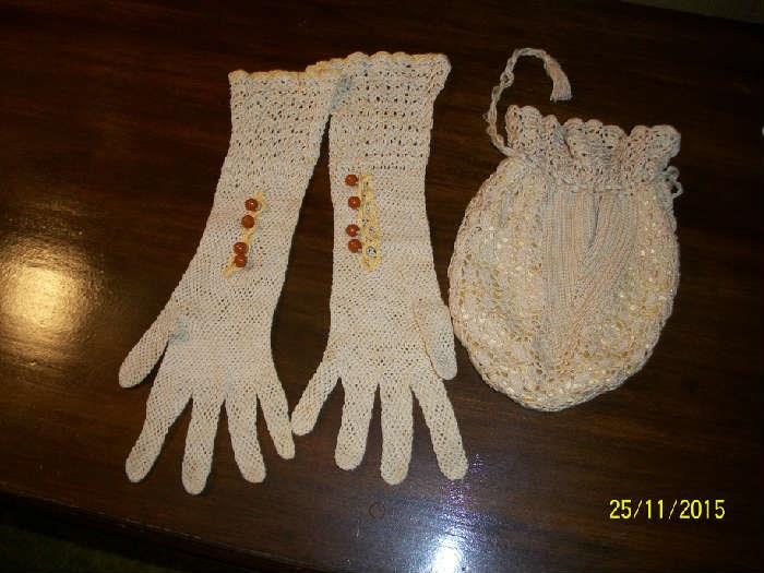 Vintage croched gloves and purse