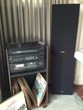 Panasonic stereo with speakers