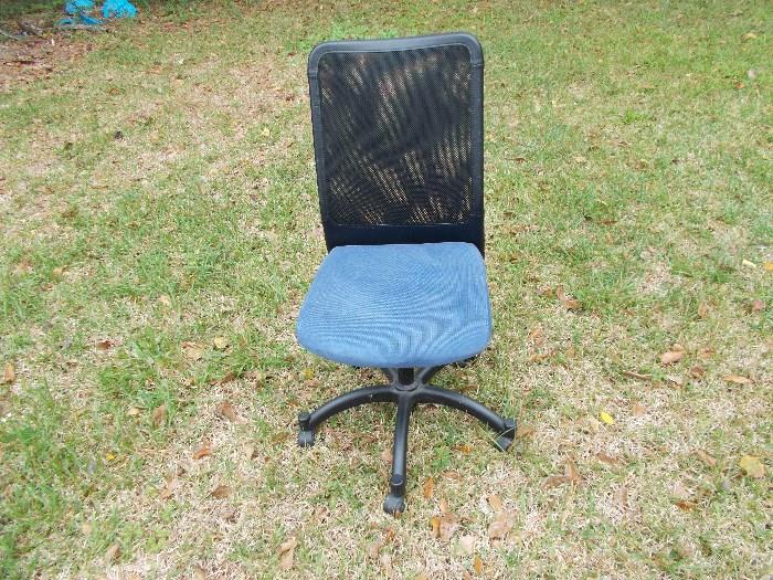 Swivel Office Chair on Rollers - Blue Seat - Black Back & Frame - Nice One!!!!!