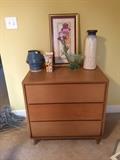 Thomasville mid-century modern chest