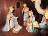 goebel nativity scene w/manger