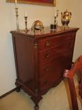 4 drawer dresser / assorted silver pieces