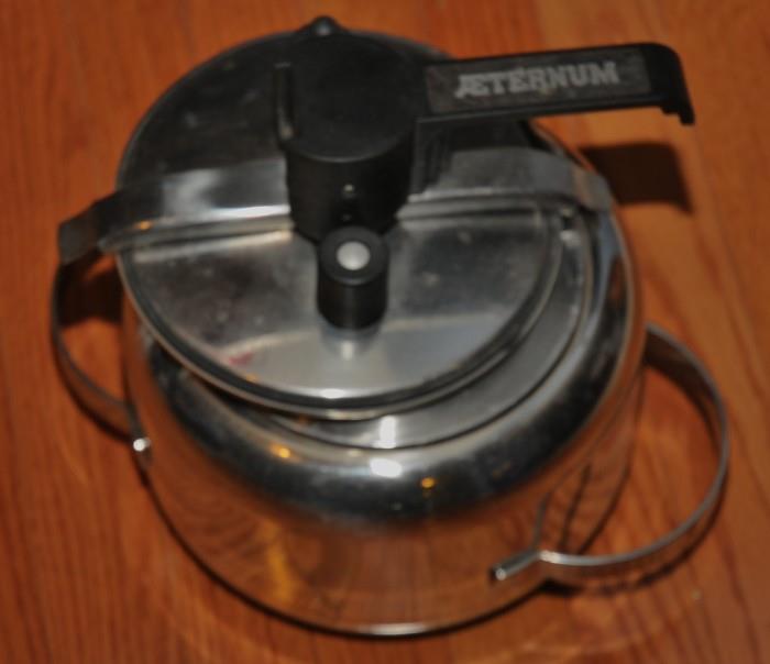 Aeternum Pressure Cooker