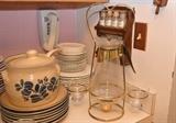 Vintage Coffee Carafe / Warmer