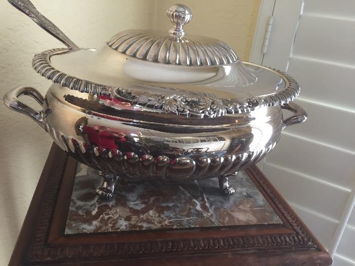Great Silver plate entertaining tureen and ladle
