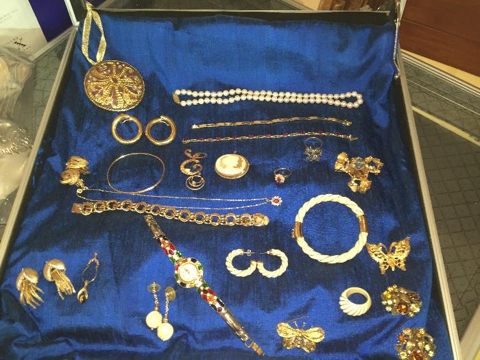 14K gold pieces and fine jewelry